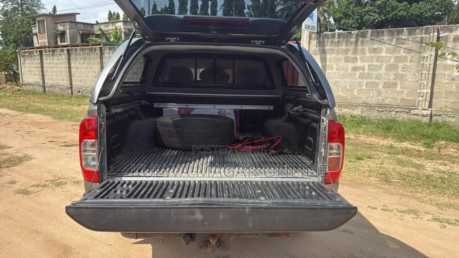 Nissan Navara 2017 Silver