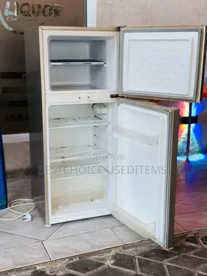 Frij Campuni Ya Boss Lita 118 Nzurii Bado Used Kama Mpya