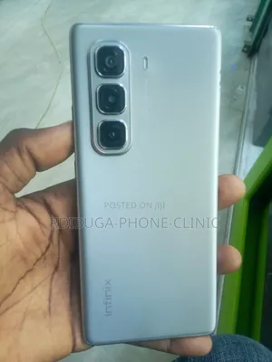 Photo - New Infinix Hot 50 Pro+ 4G 128 GB Silver