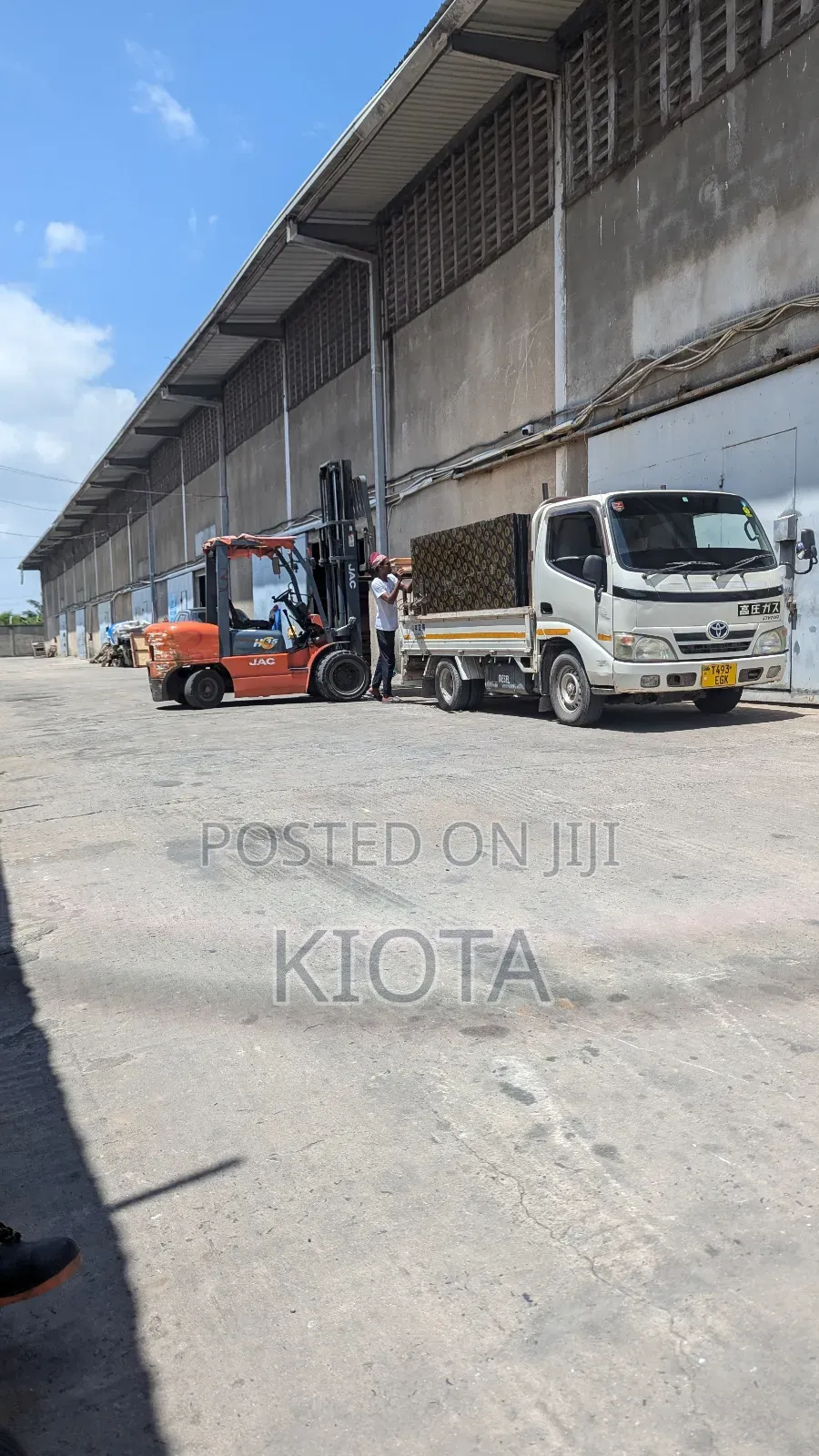 Tabata Matumbi Warehouse