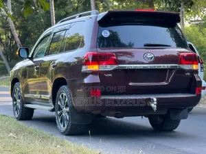 Toyota Land Cruiser 2008 Purple