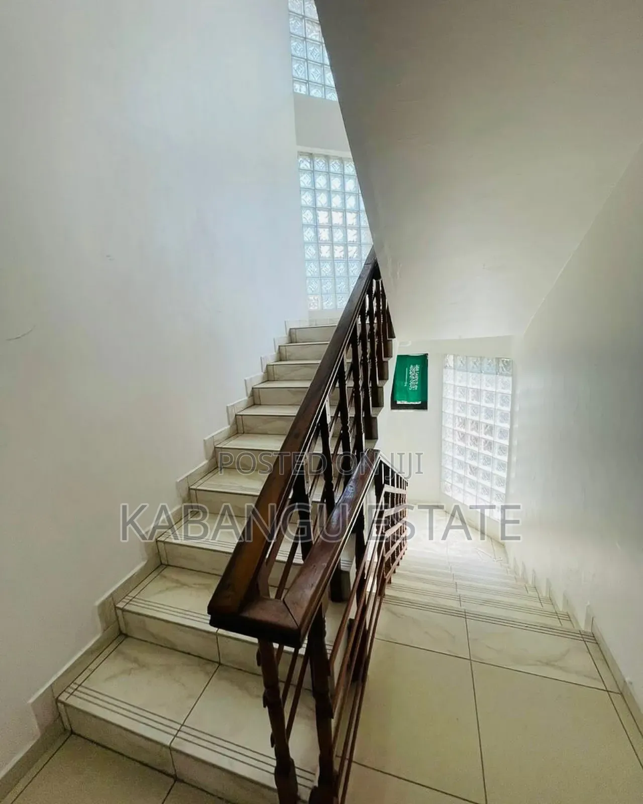 Furnished 4bdrm Villa in Ada Estates for rent