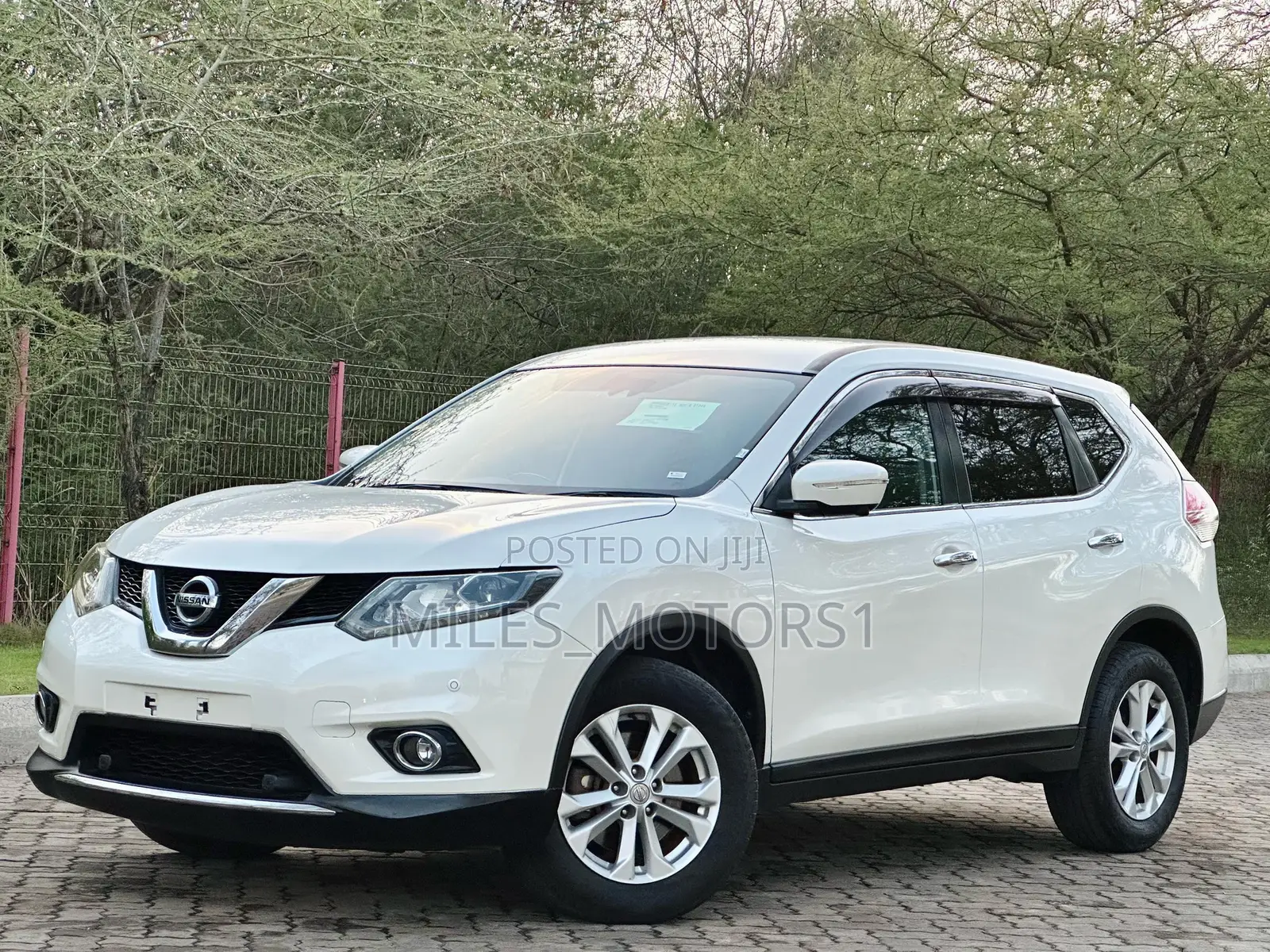 Nissan X-Trail 2014 White