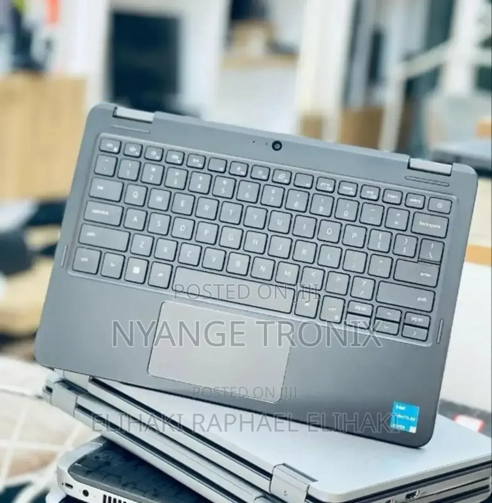 Laptop Dell Latitude 3189 4GB Intel SSD 128GB
