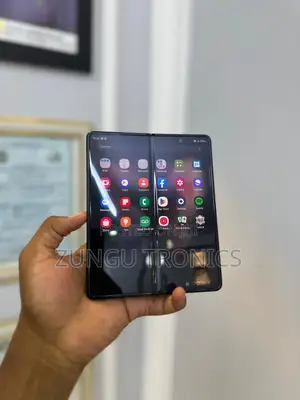 New Samsung Galaxy Z Fold 3 256 GB Black