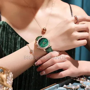 Crrju Ladies Watches Leather Strap