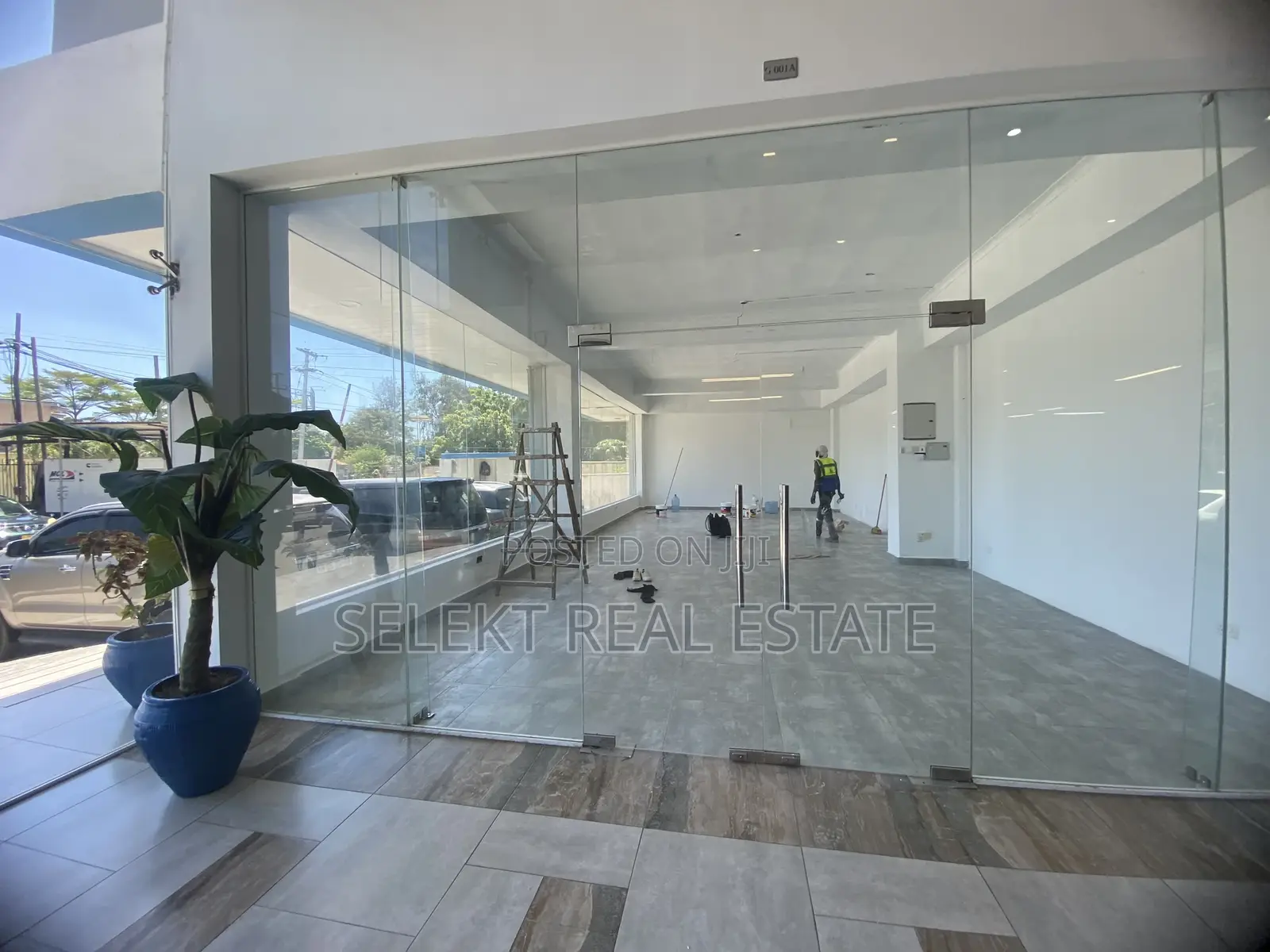 (80,160 and 240)Sqm Showroom/Commercial Space in Oysterbay