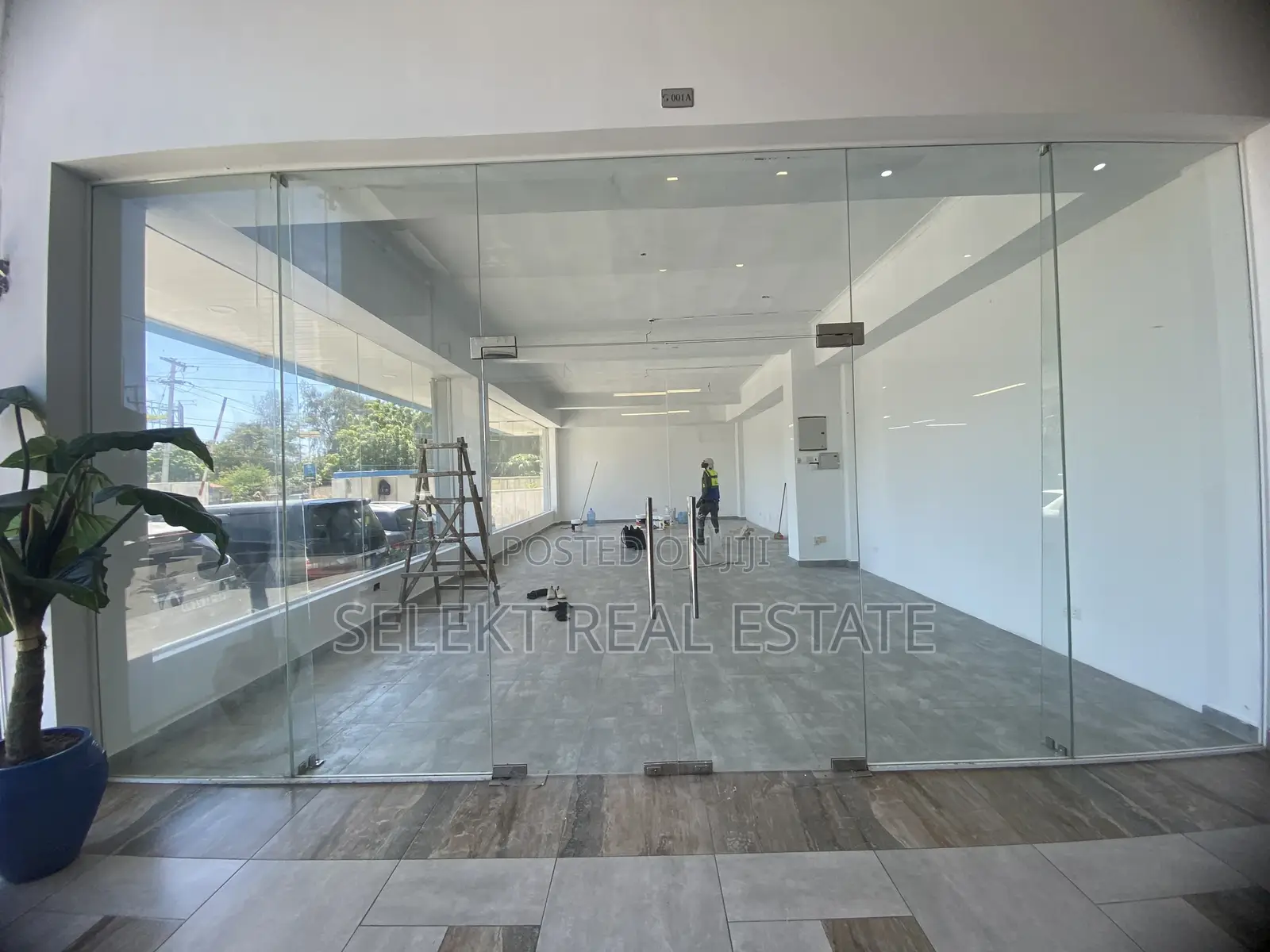 (80,160 and 240)Sqm Showroom/Commercial Space in Oysterbay