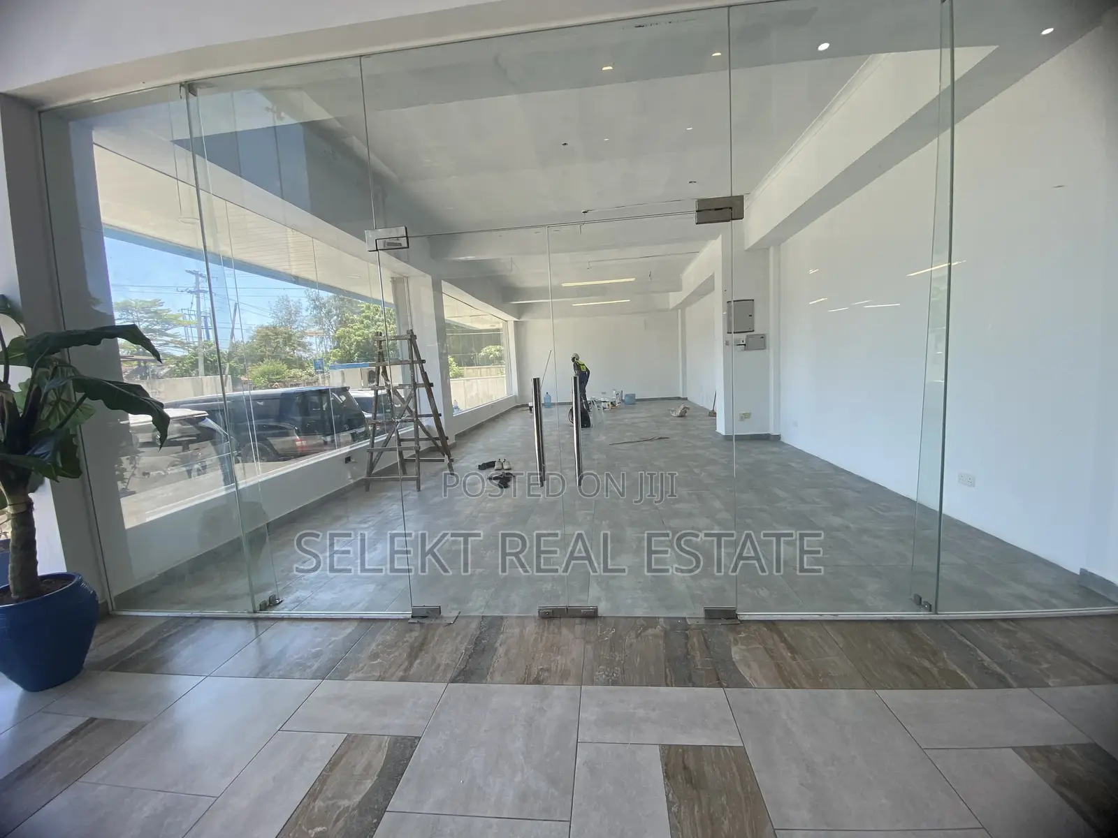 (80,160 and 240)Sqm Showroom/Commercial Space in Oysterbay