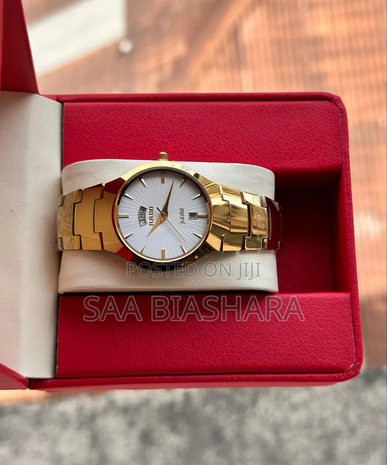 Be Classy With RADO Og Gold and White 1112