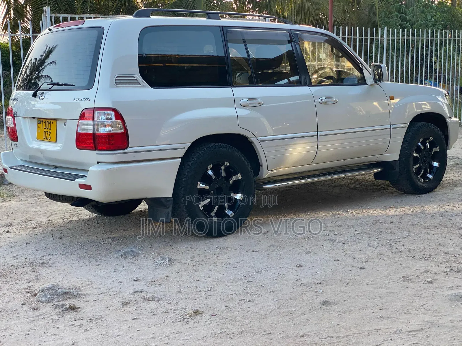 Lexus LX 470 1999 Pearl