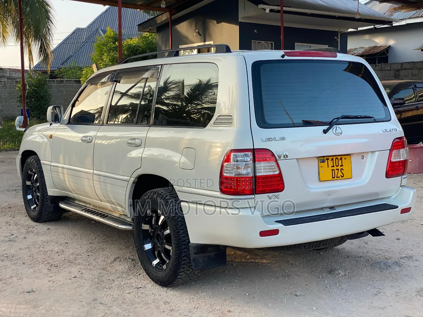 Lexus LX 470 1999 Pearl