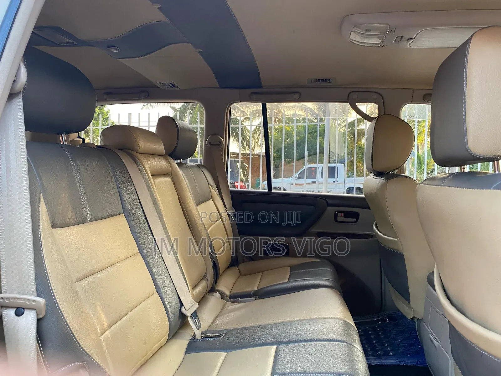 Lexus LX 470 1999 Pearl
