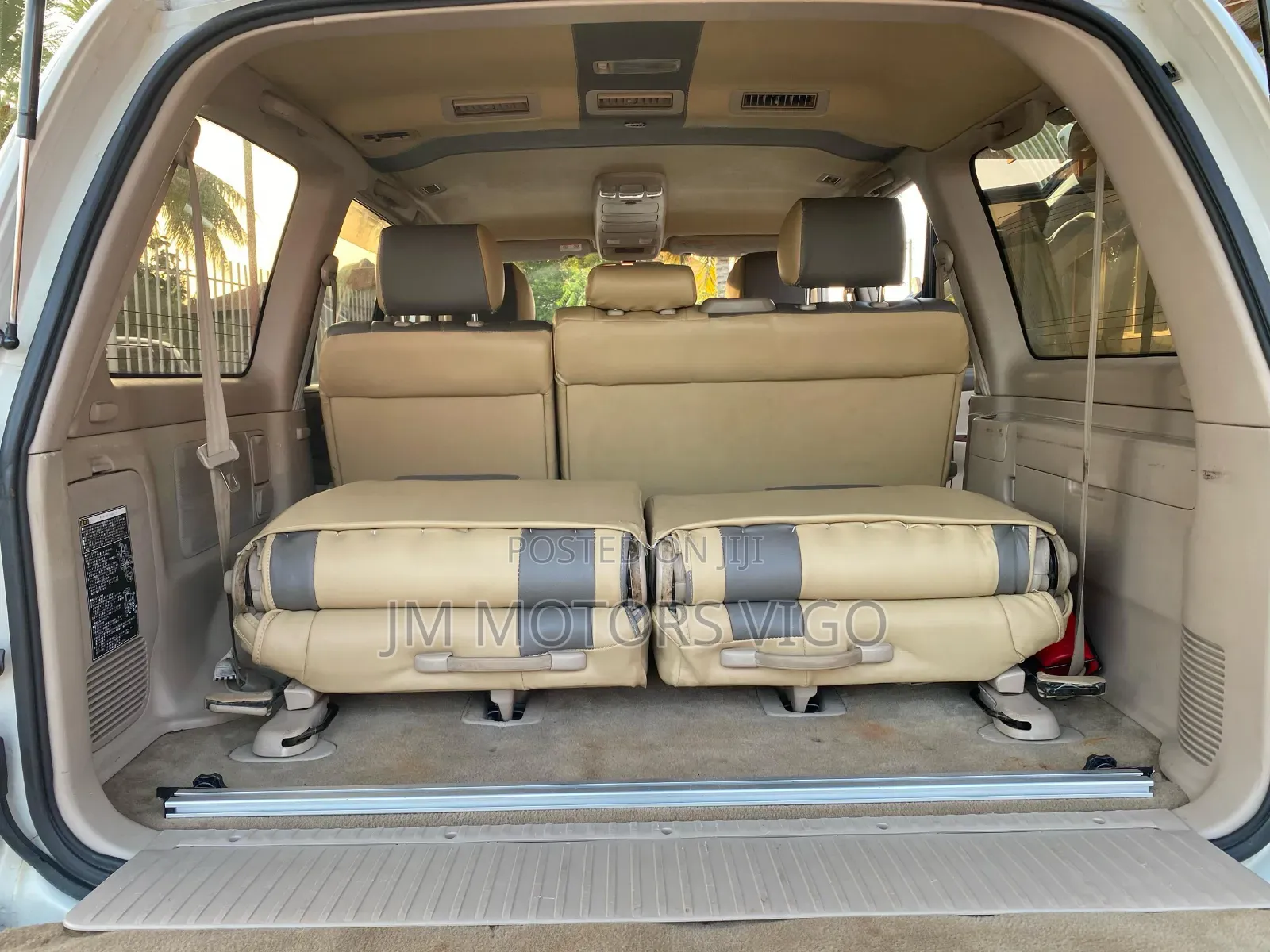 Lexus LX 470 1999 Pearl
