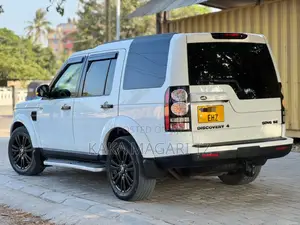 Land Rover Discovery 2015 Pearl