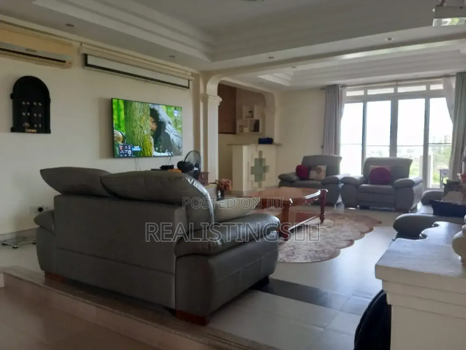 4bdrm Penthouse in Kasri Homes Realty, Upanga East for sale