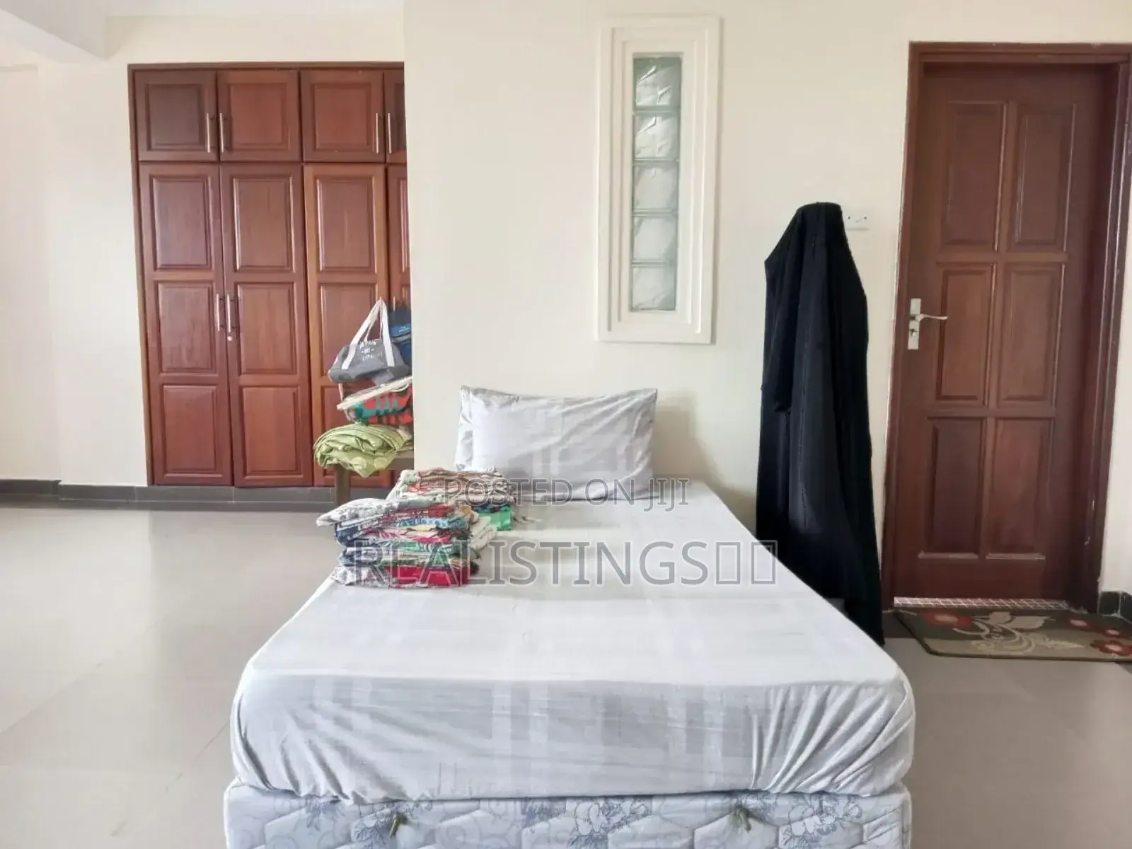 4bdrm Penthouse in Kasri Homes Realty, Upanga East for sale