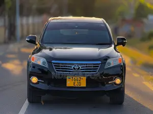 Photo - Toyota Vanguard 2010 Black