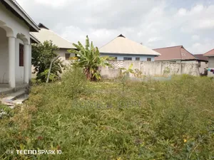 Kiwanja Sqmit 400 Kinauzwa Milioni 8.5 Ukonga Majohe Viwege.