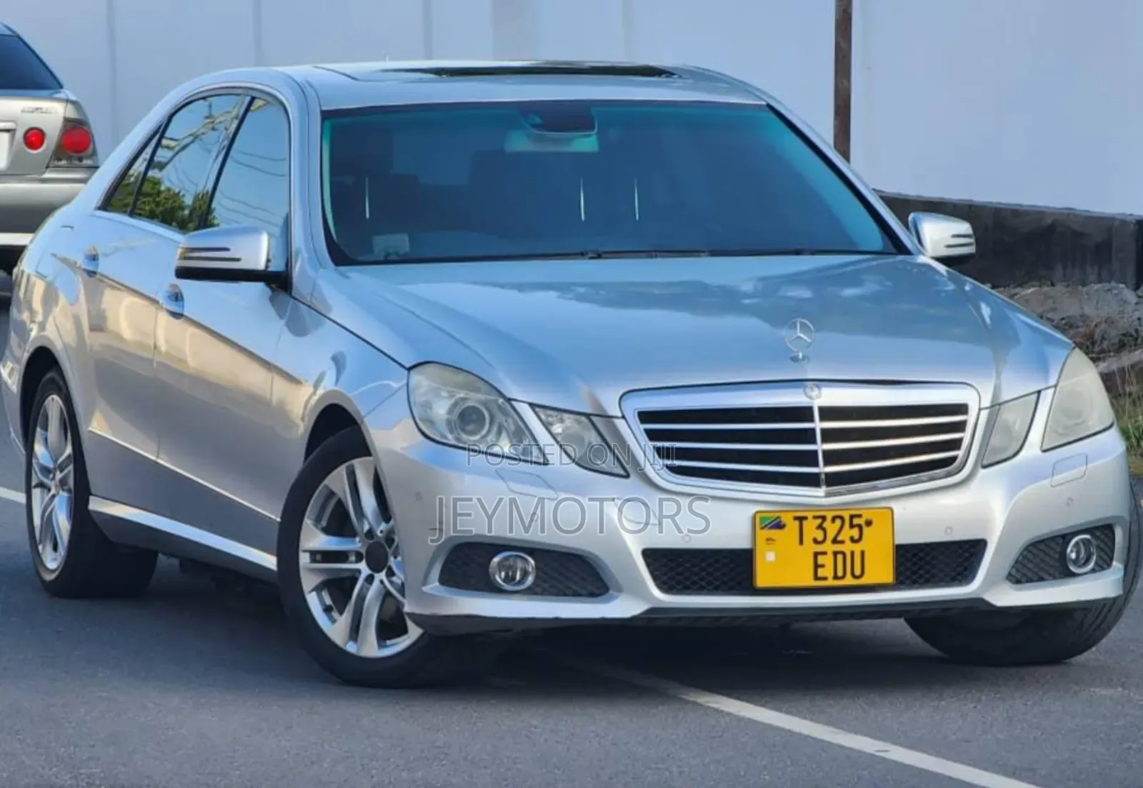 Mercedes-Benz E300 2012 Silver