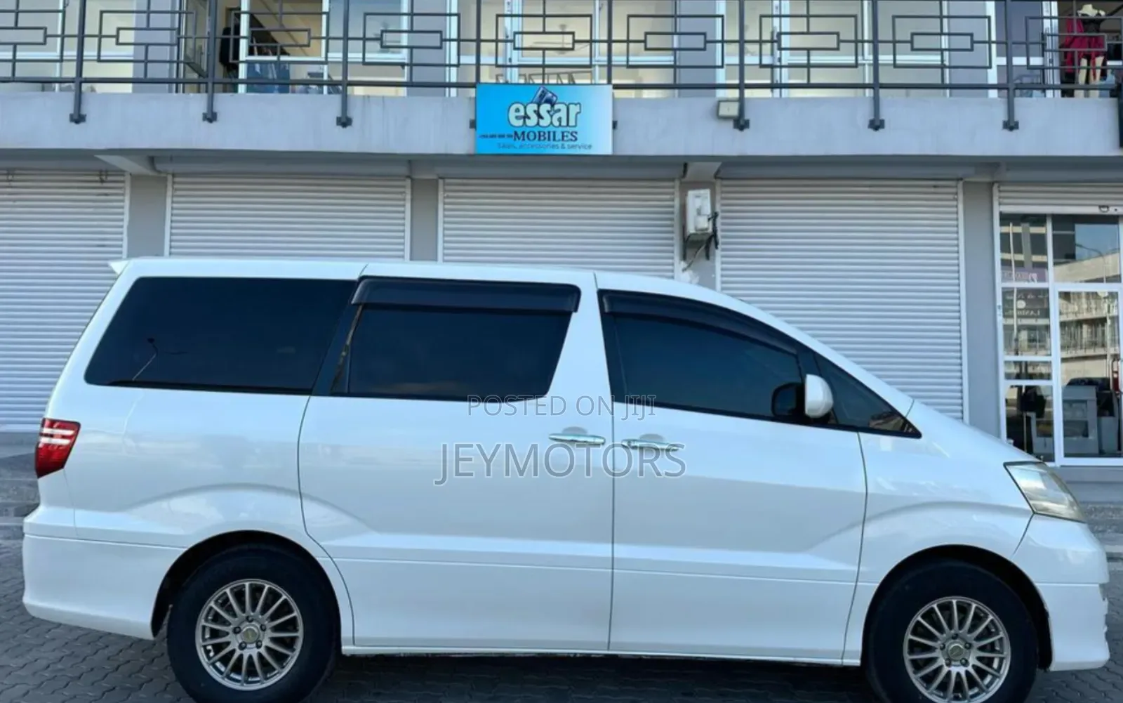Toyota Alphard 2006 White