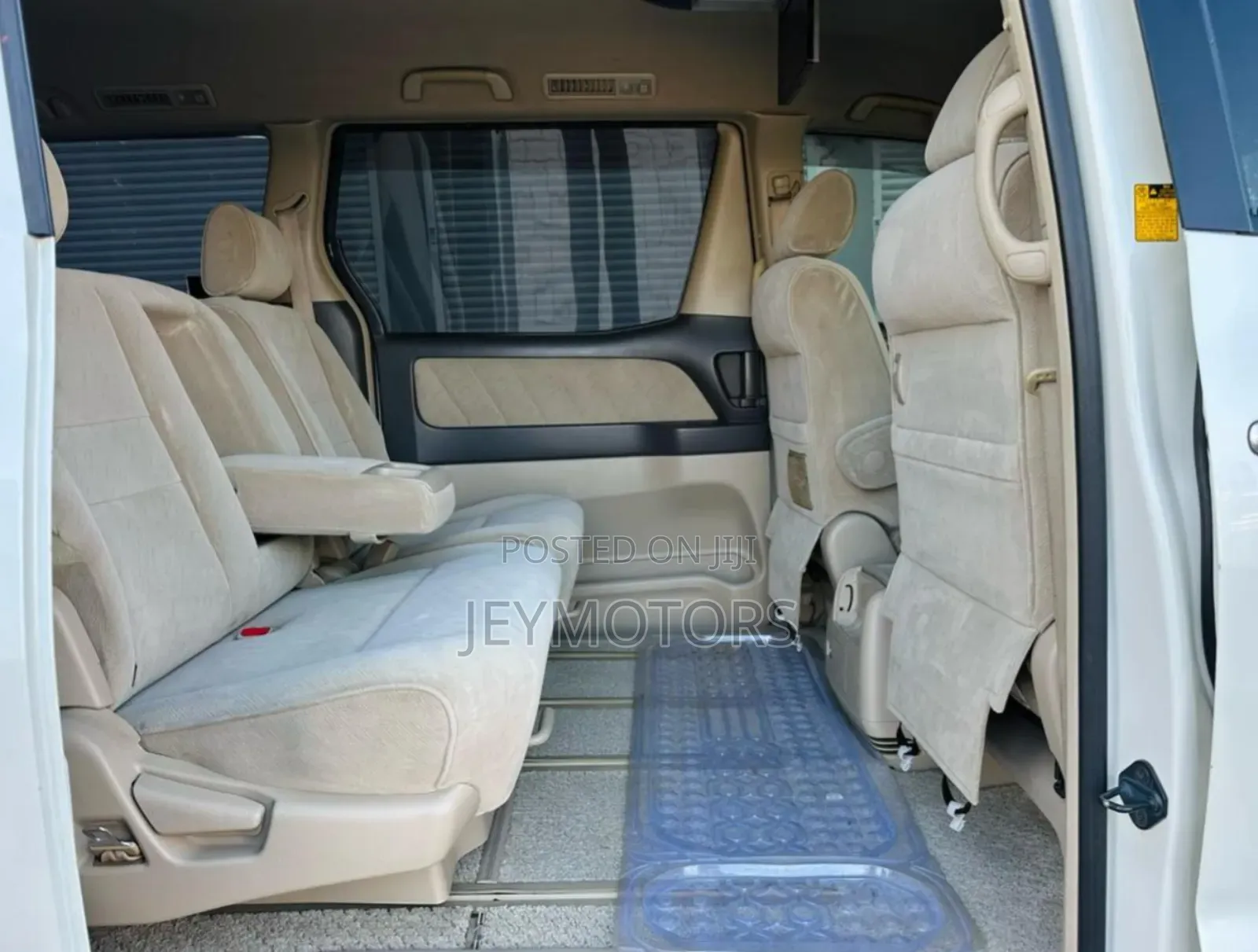 Toyota Alphard 2006 White