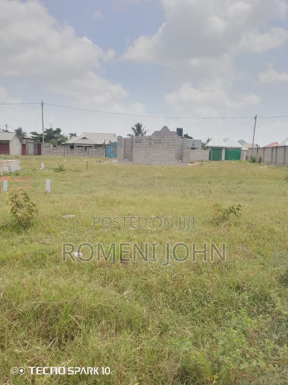 Kiwanja Sqmit 100 Kinauzwa Milioni 3,700,000/ Majohe Viwege.