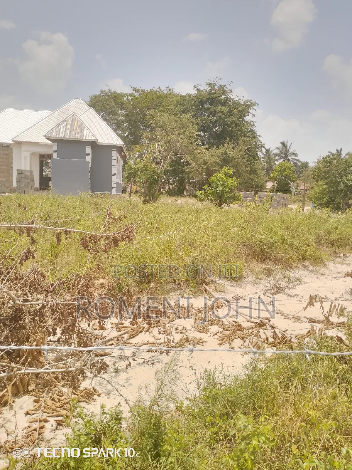 Kiwanja Sqm150 Kinauzwa Milion 4.5 Majohe Viwege Kwa Mpemba.