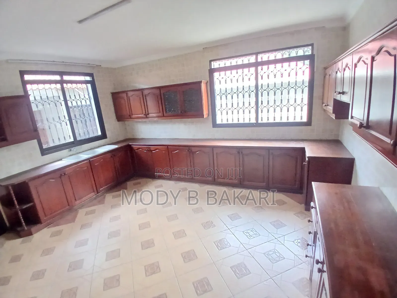 6bdrm House in Mikocheni for rent