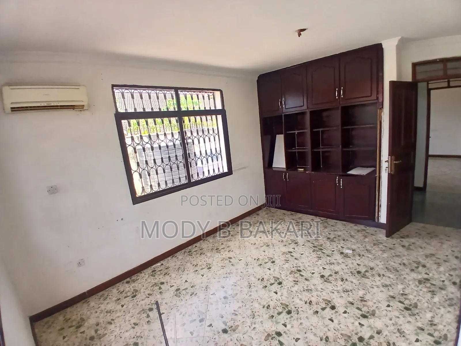 6bdrm House in Mikocheni for rent