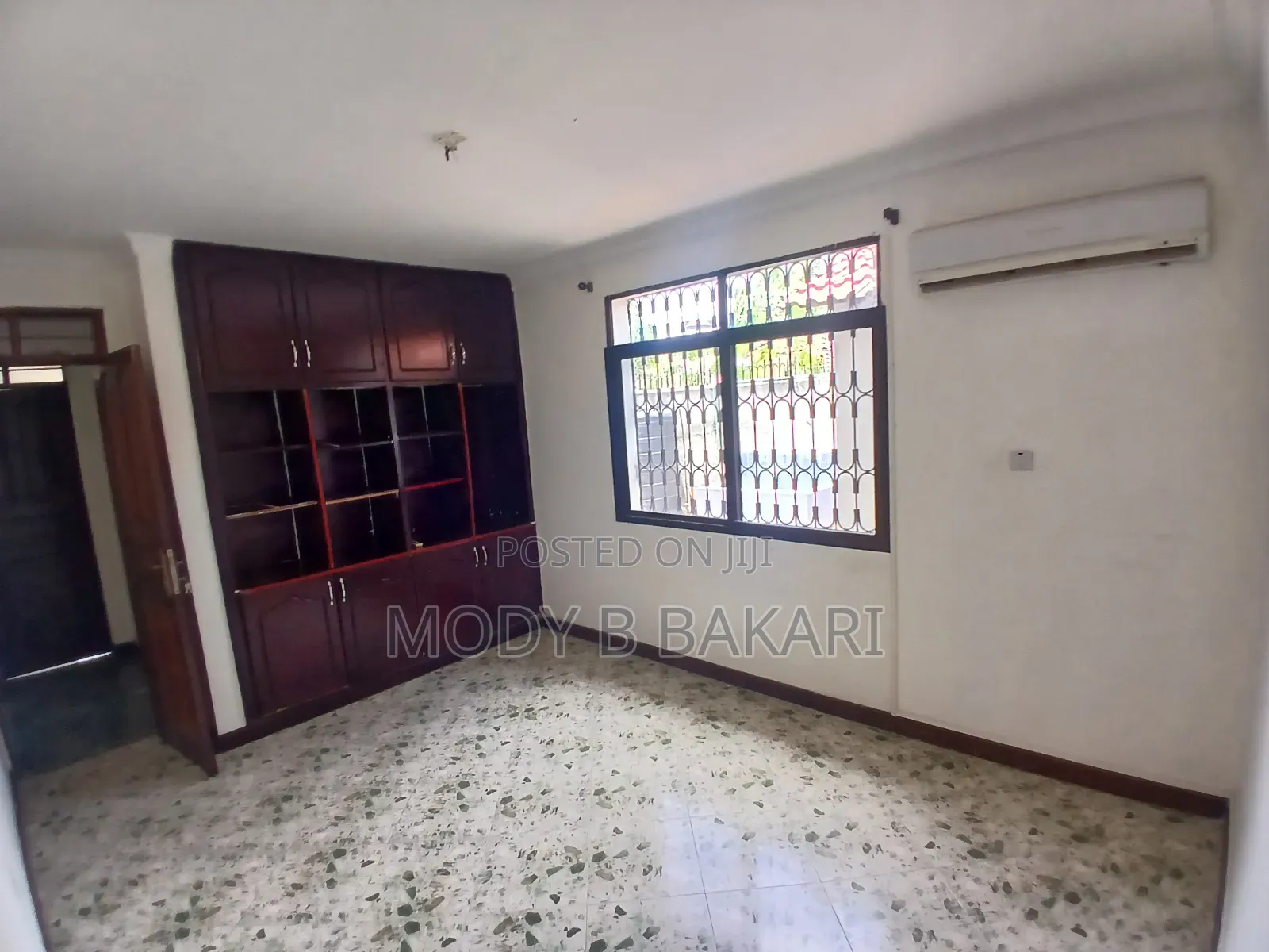 6bdrm House in Mikocheni for rent
