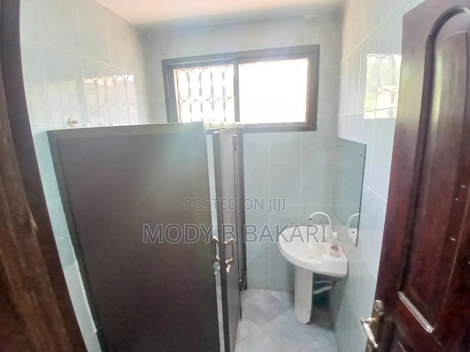 6bdrm House in Mikocheni for rent