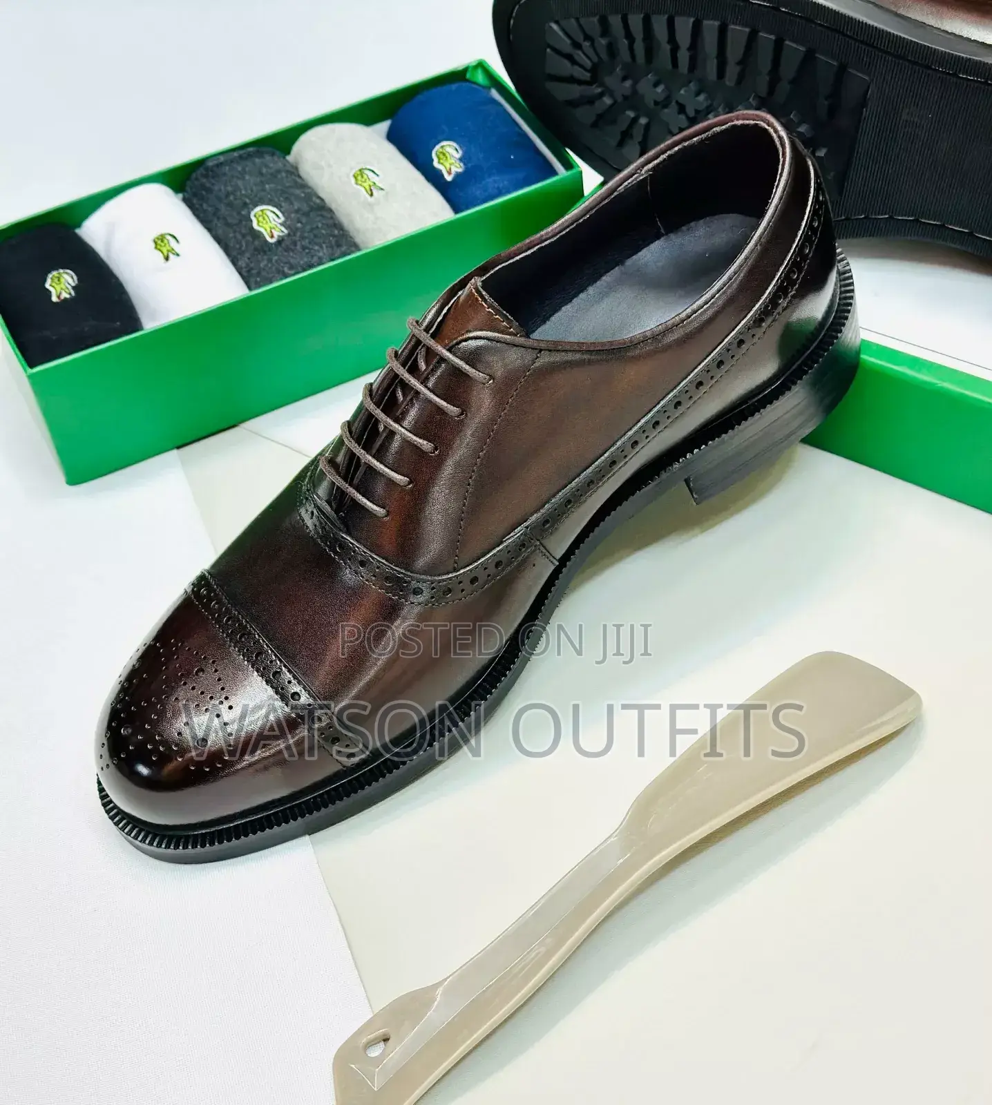 Dior Ya Ngozi Nyeusi Brown