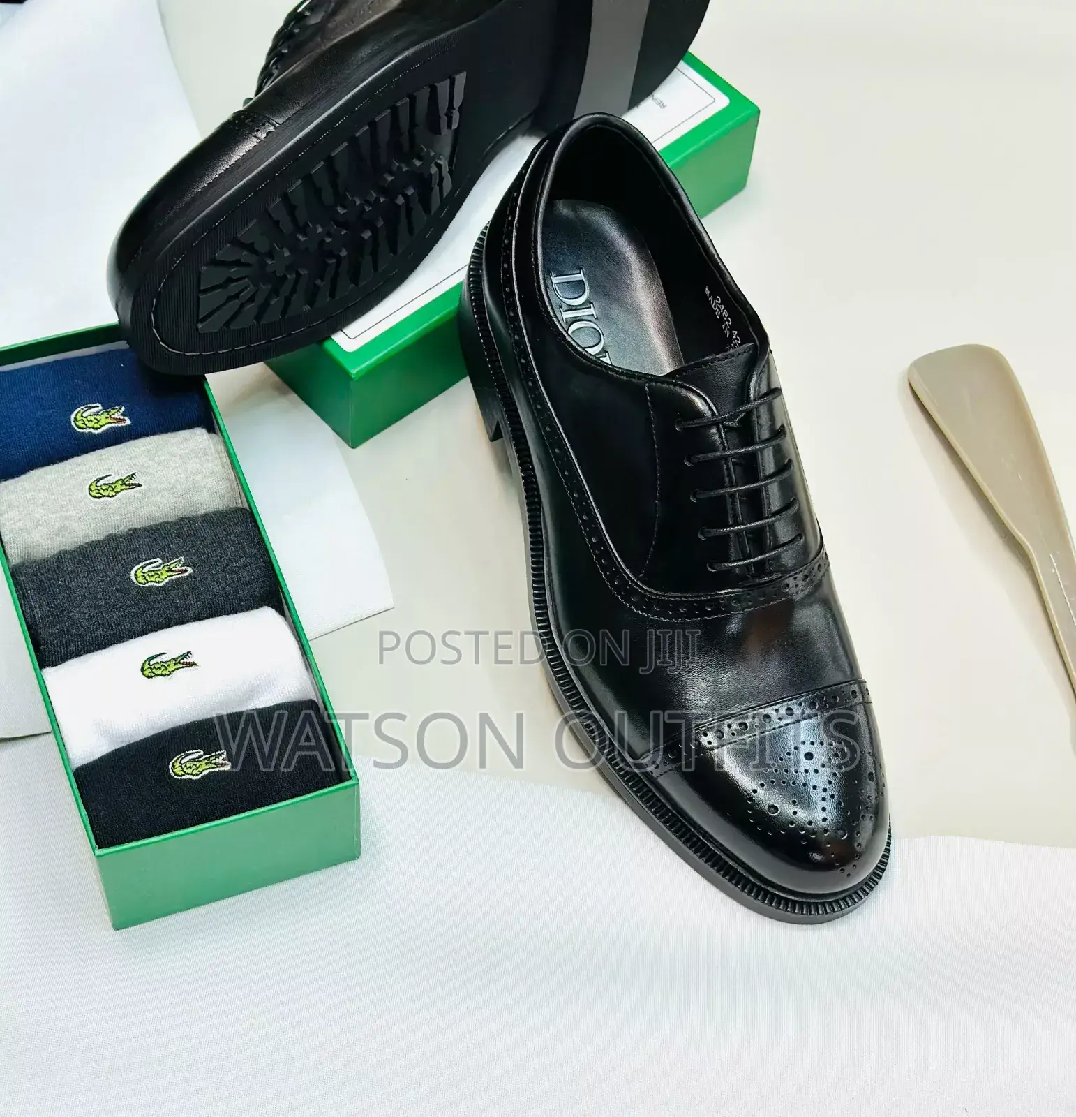 Dior Ya Ngozi Nyeusi Brown