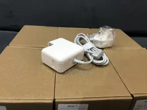 Macbook Adapter