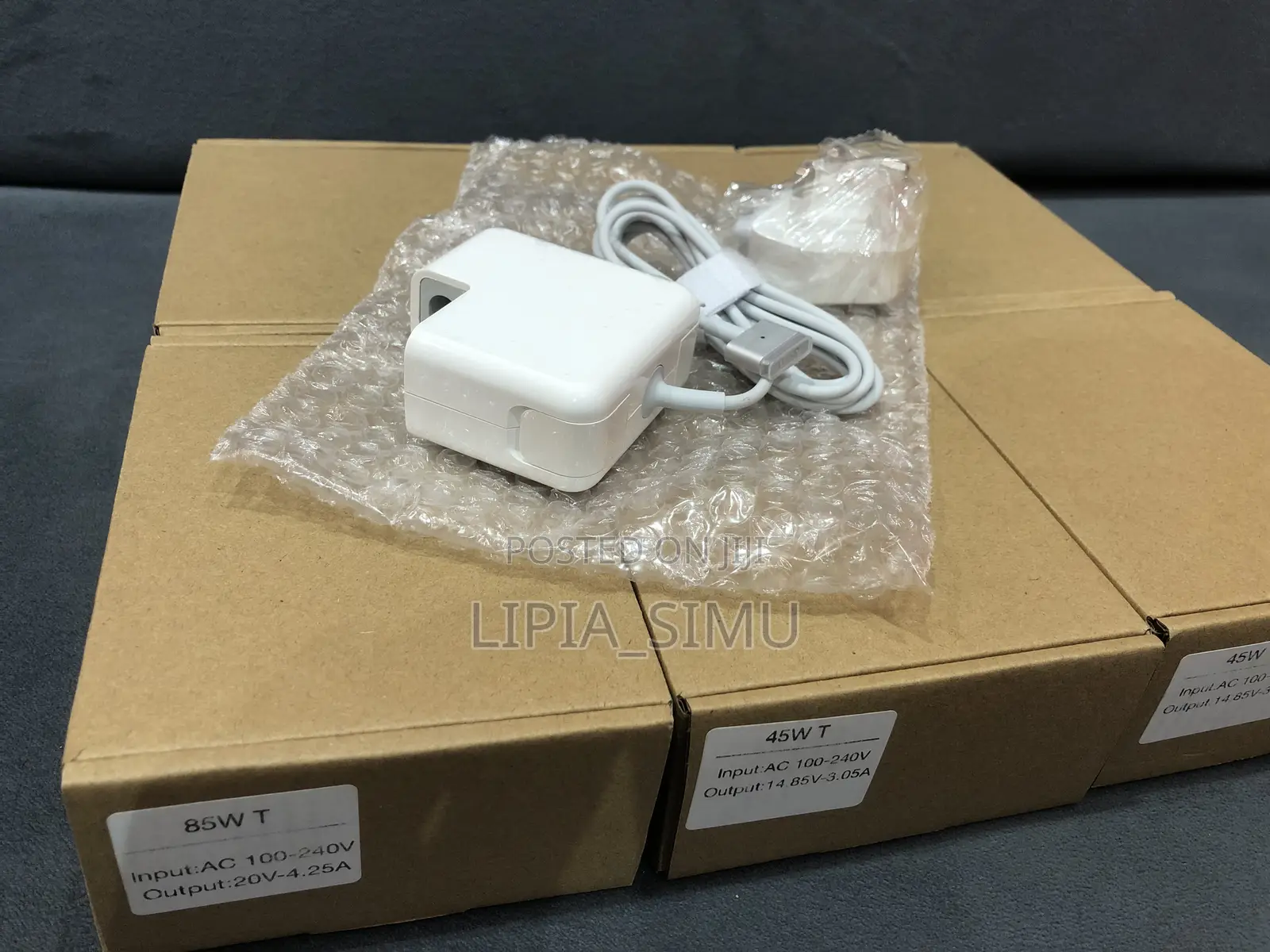 Macbook Adapter