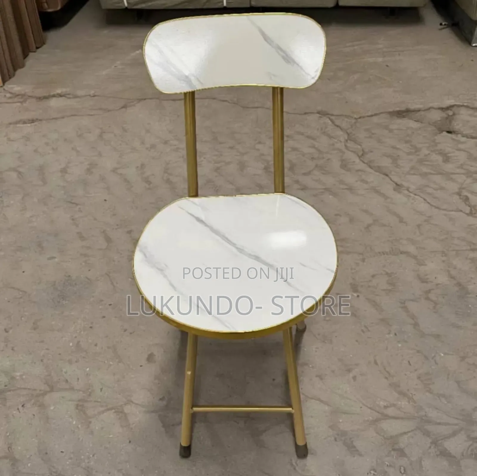 Simple Chair 1pc