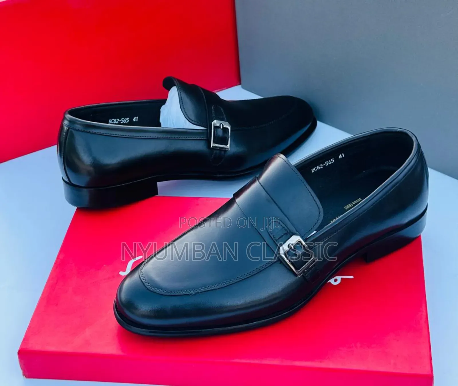 Single Lock Moccasin Shoes
