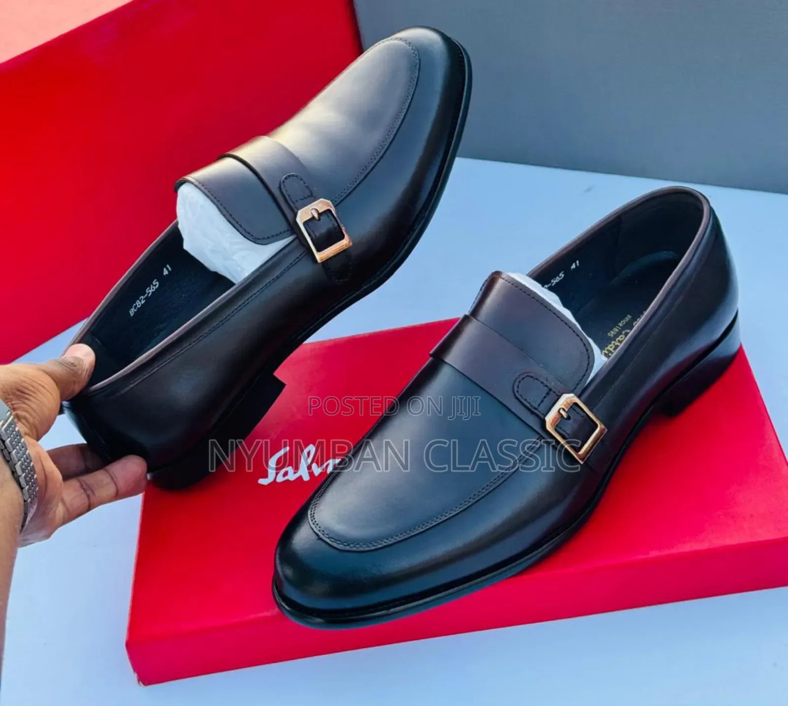 Single Lock Moccasin Shoes
