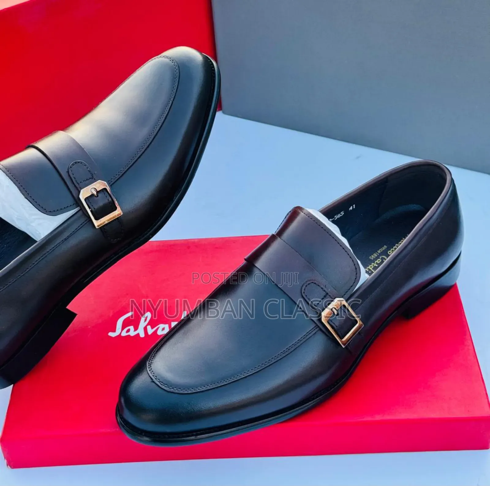 Single Lock Moccasin Shoes