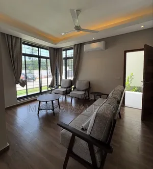Furnished 2bdrm Villa in Oyster Bay for rent