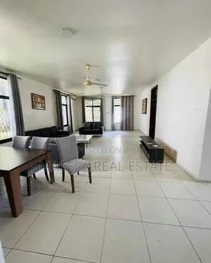 Furnished 4bdrm Villa in Ada Estate for rent