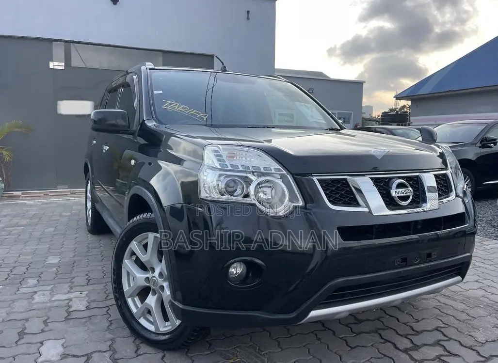 Nissan X-Trail 2011 Matt Black