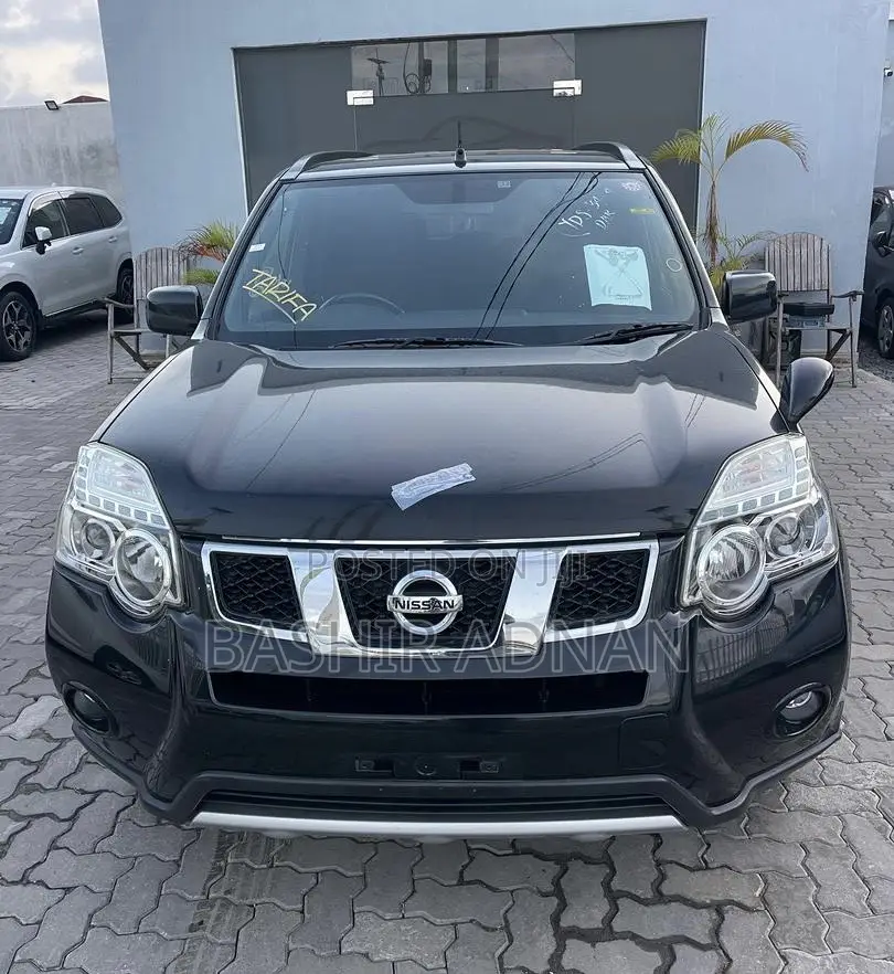 Nissan X-Trail 2011 Matt Black