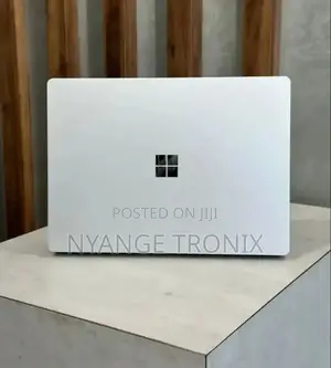 Laptop Microsoft Surface Laptop 8GB Intel Core I5 SSD 256GB