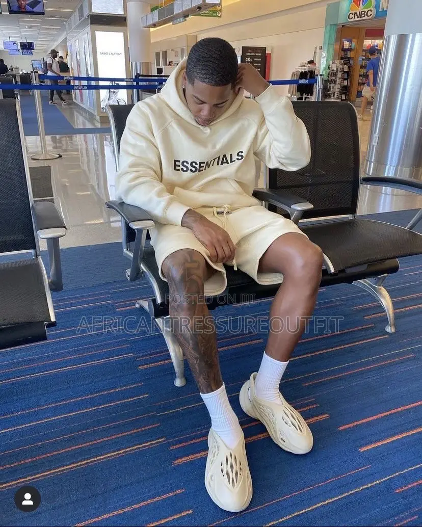 YEEZY Foam Runner AVAILABLE