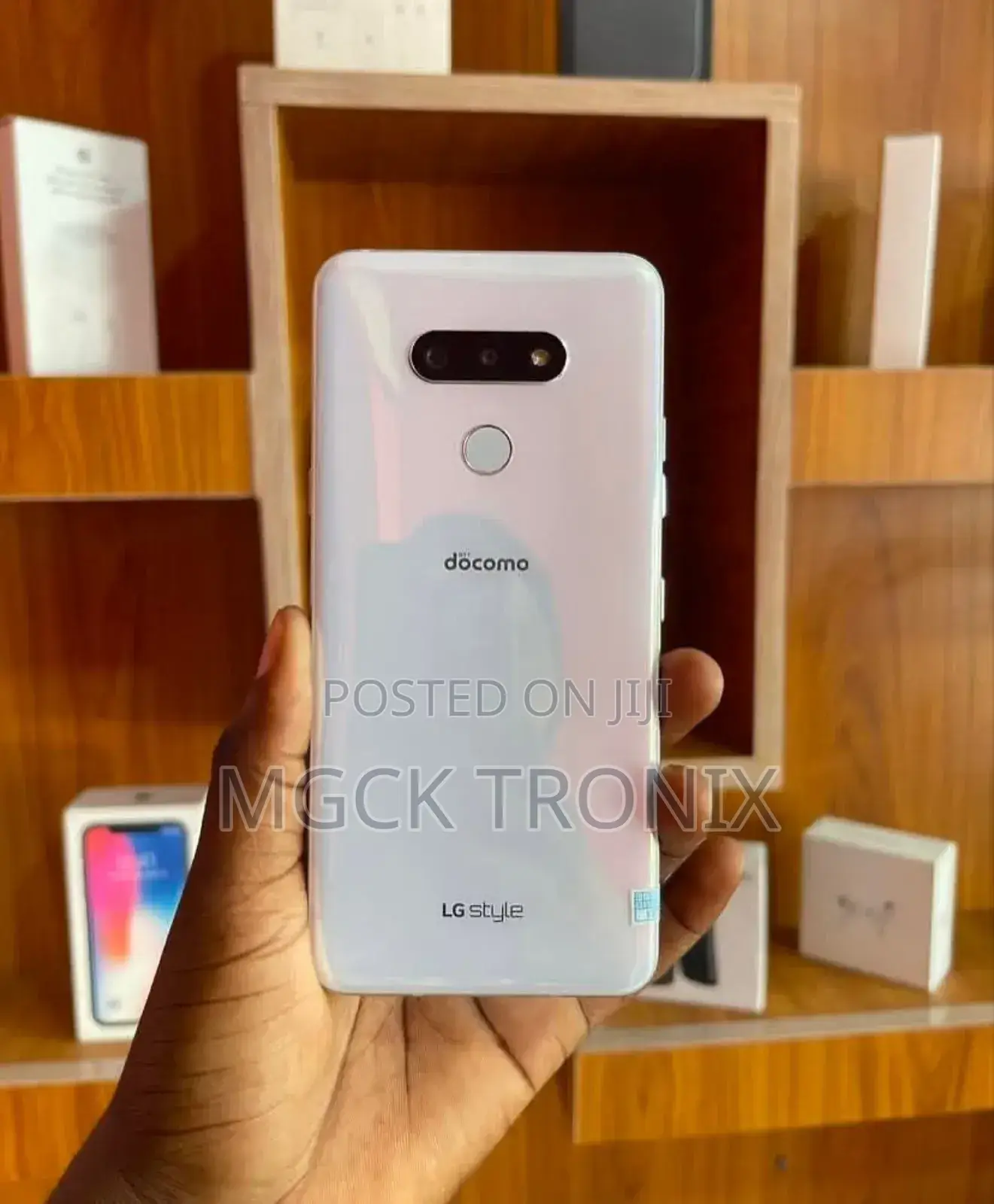 LG Style 3 64 GB White