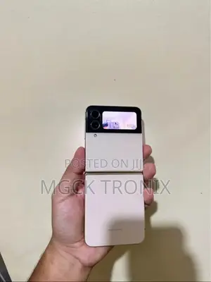 Samsung Galaxy Z Flip4 256 GB White