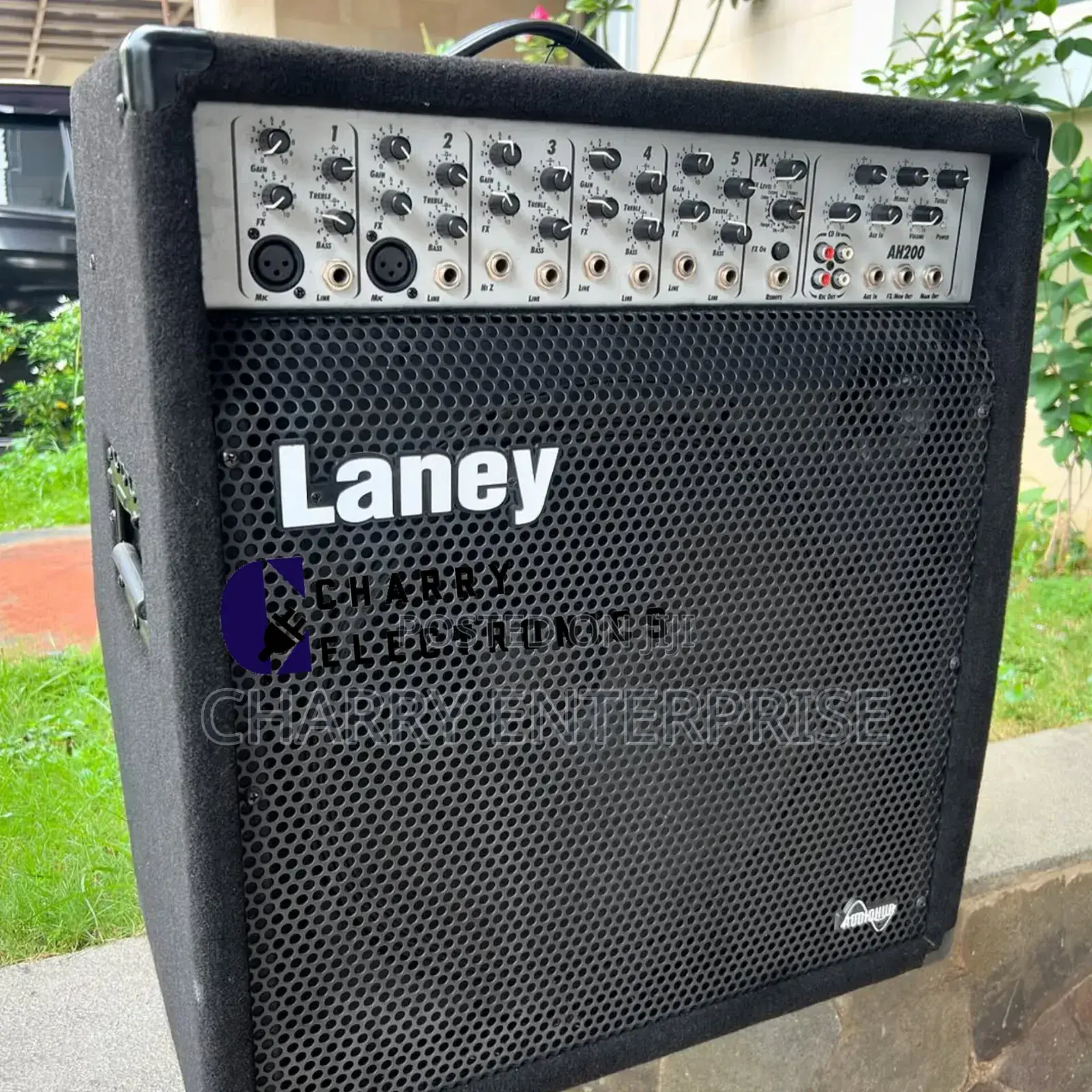 Original Laney Ah200 Profesional Bass Combo Powerful Speaker