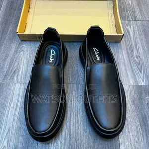 Stringless Men Shoes